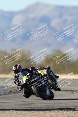 media/Dec-07-2025-CVMA (Sun) [[3e7d2de5dc]]/Race 12- Formula 40 MW and LW/